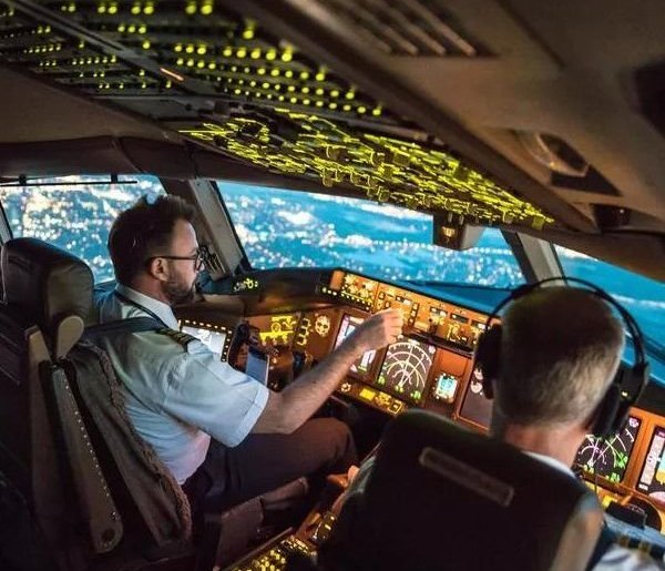 Управляй самолетом Airbus A320 на авиатренажере в Москве